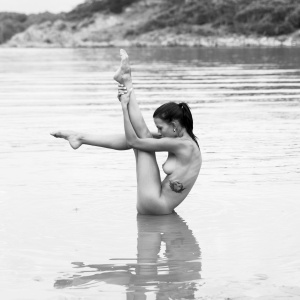 NIF Magazine - Seaside Ballet dancer